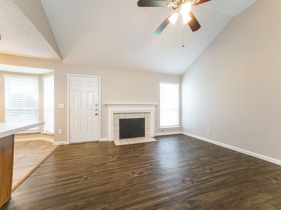 4th image of 1638 Rushworth Dr