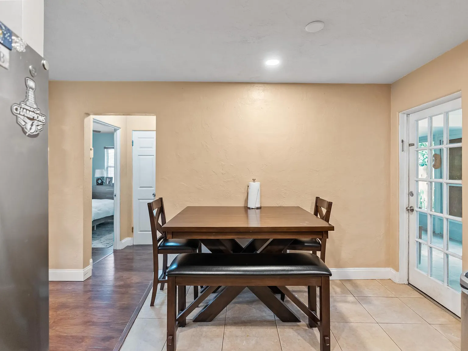 4 bed, 1200 sqft, $3,500 — Photo 2