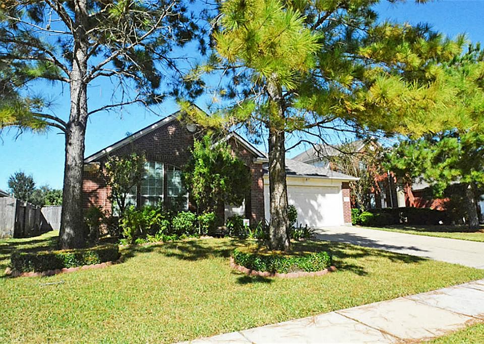1st image of 14110 Becket Woods Ln