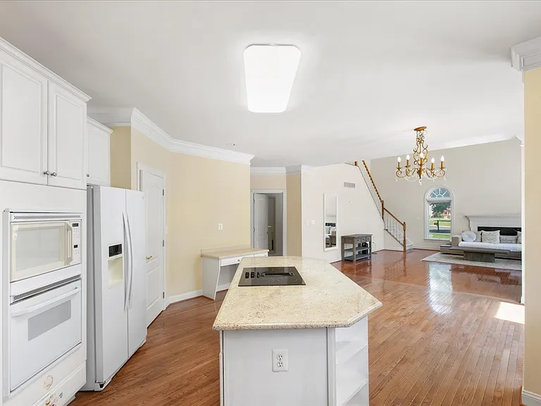 10243 Brittenford Dr — Photo 25