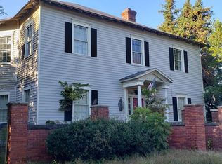 620 Hampton St, Elloree, SC 29047