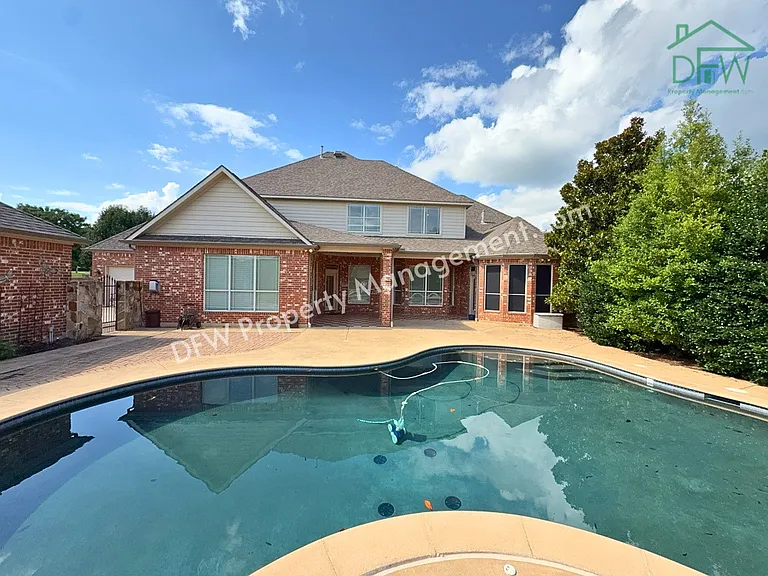 1205 Golden Gate Dr — Photo 38