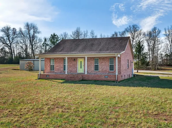 44 Old Camargo Rd, Fayetteville, TN 37334