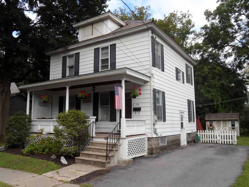 1st image of 10 Thomson Ave