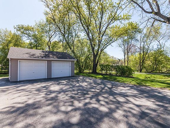 2nd image of W239N6334 Maple Ave