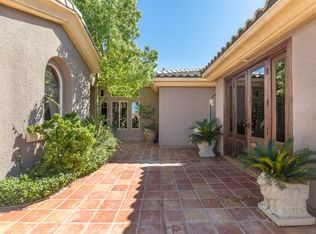 69 Emerald Dunes Cir, Henderson, NV 89052