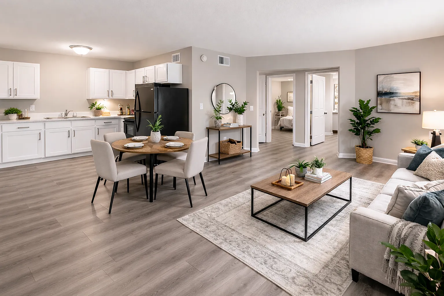 Mirabeau Apartments — Photo 1
