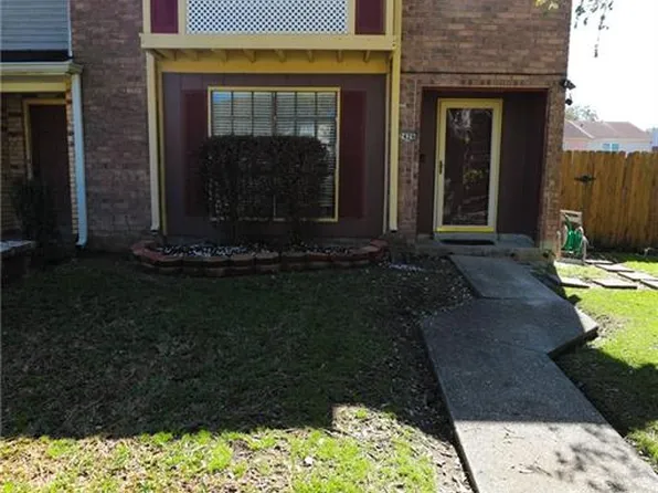 2426 Oxford Pl, Gretna, LA 70056