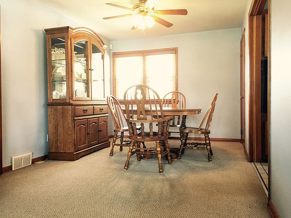 5th image of 6146 Diana Dr