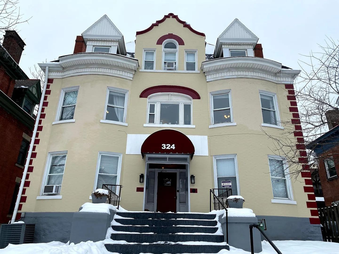 324 S Negley Avenue — Photo 1