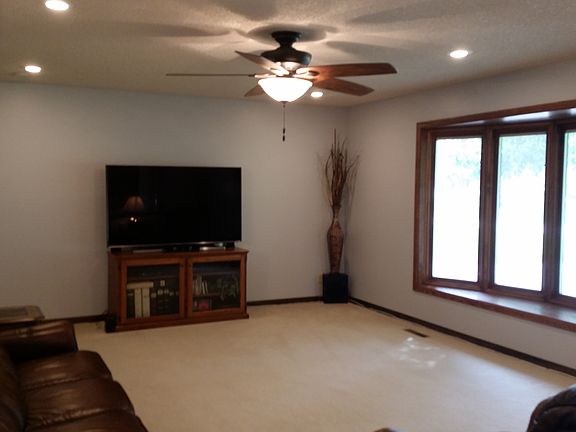 4th image of 1240 Cessna Cir