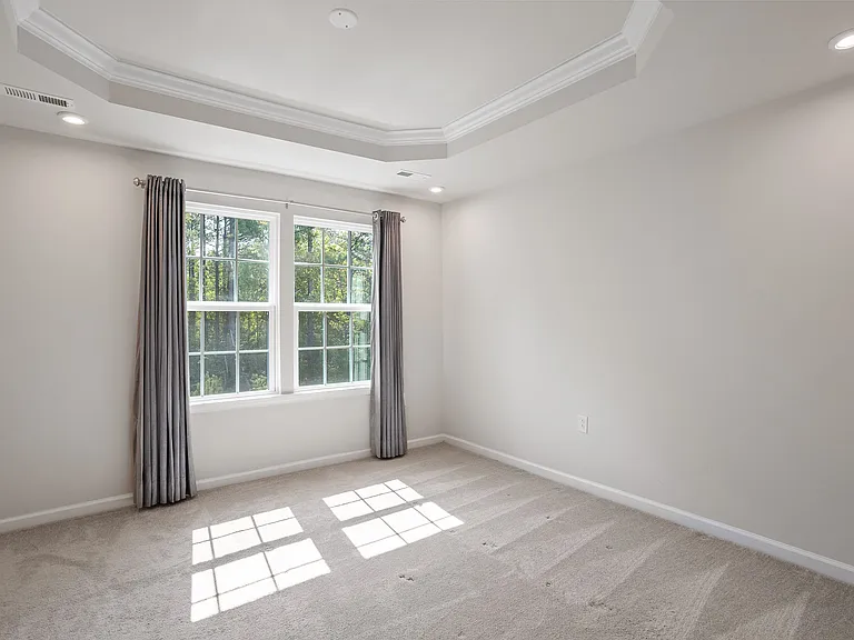 915 Romeria Dr — Photo 25
