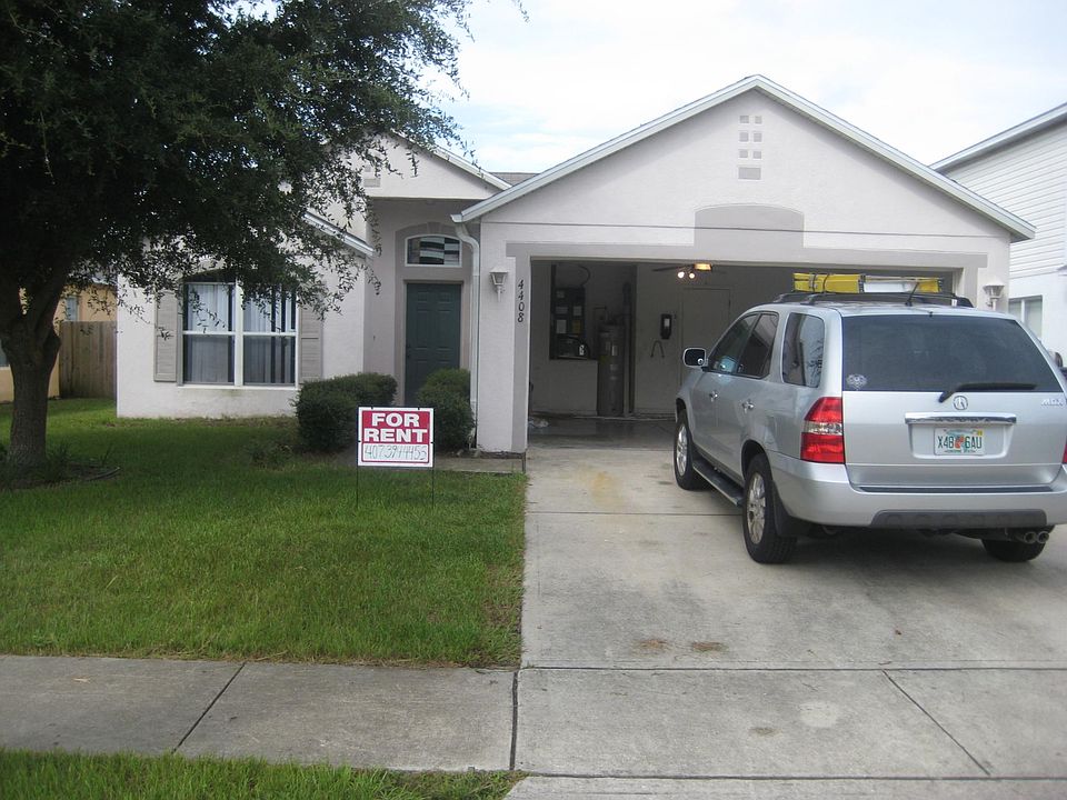 Front of the house - Stonefield