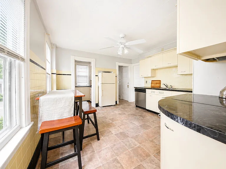 332 Forest Park Ave #332 — Photo 6