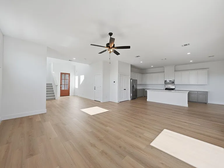 336 Chestnut St — Photo 13
