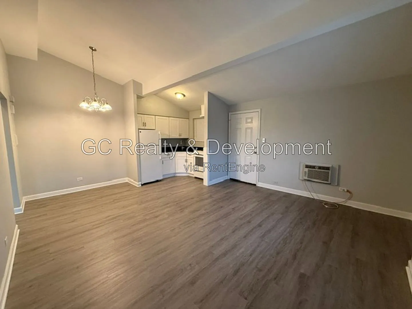 1 bed, 1.0 bath, 700 sqft, $1,400 — Photo 3