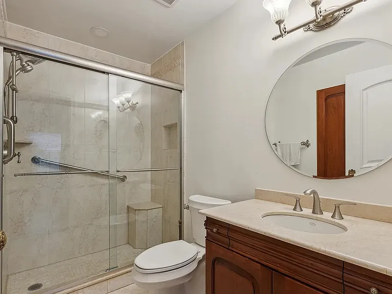 346 Mayfair Pl — Photo 7