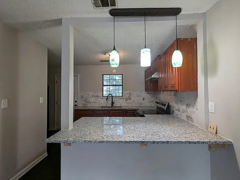 3728 Oakwood Hills Dr #B — Photo 3