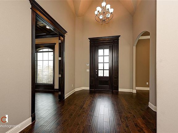 3rd image of 360 N Sandstone Pl