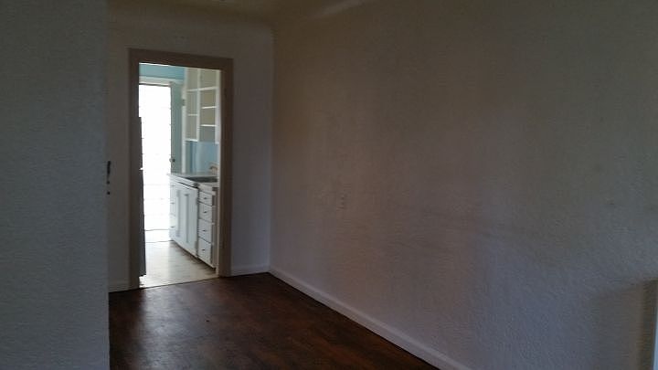 2nd image of 118 N 24th St APT 23