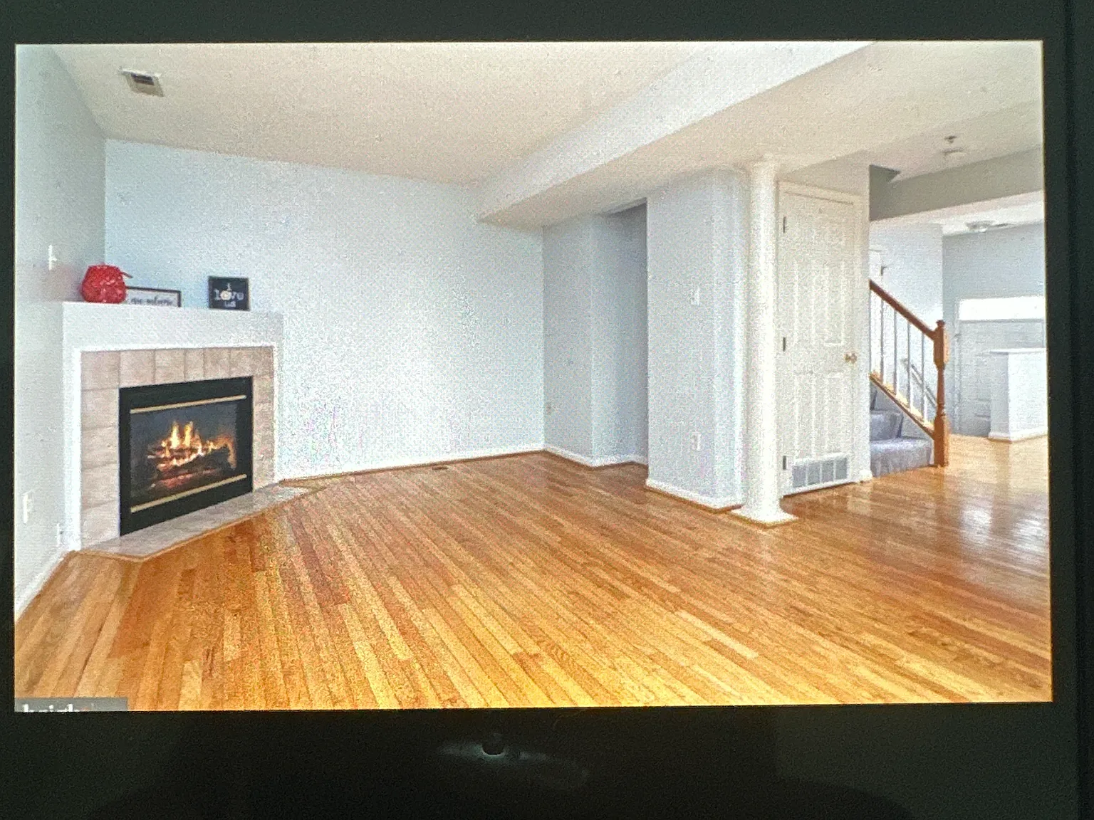 4 bed, 3.5 bath, 1976 sqft, $3,500 — Photo 1