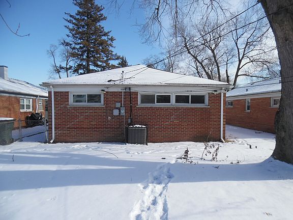 2nd image of 14914 Edbrooke Ave