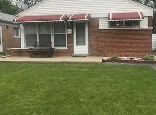 4632 W 82nd St, Chicago, IL 60652
