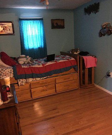 5th image of 1069 Terry Ave