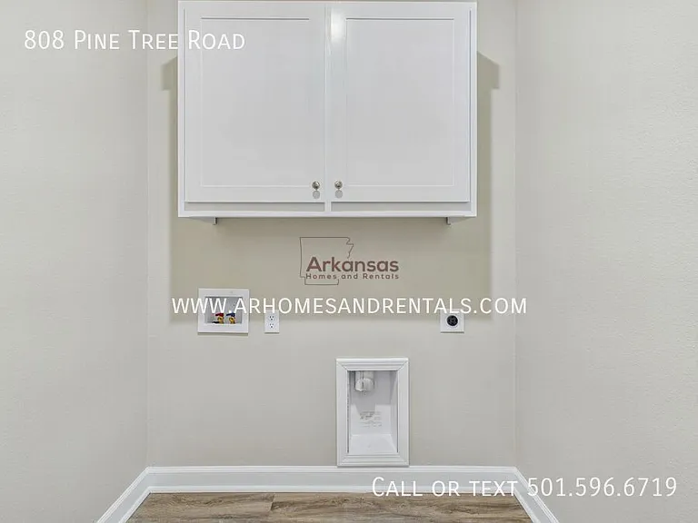 808 Pine Tree Rd — Photo 12