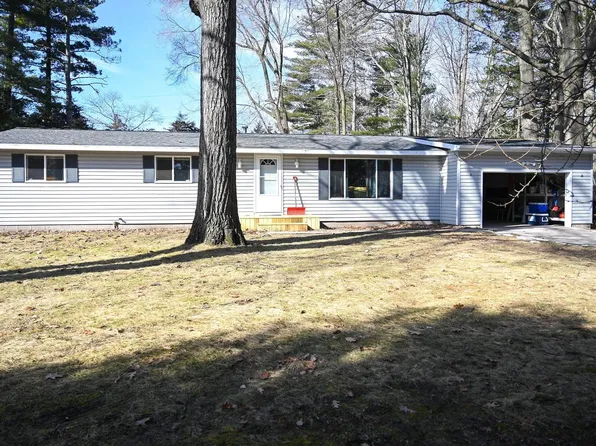 2473 West Dr, Tawas City, MI 48763