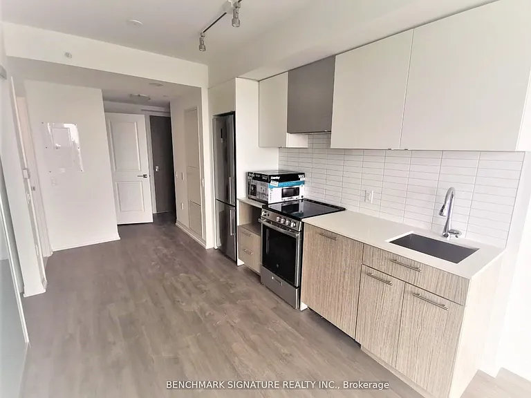 251 Jarvis St #4015 — Photo 4