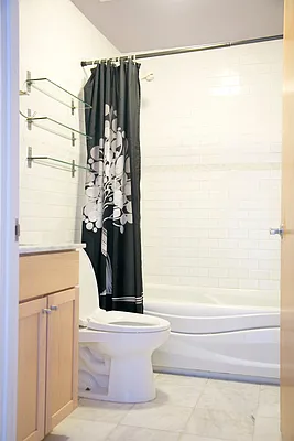 Rented by Keller Williams NYC | media 15