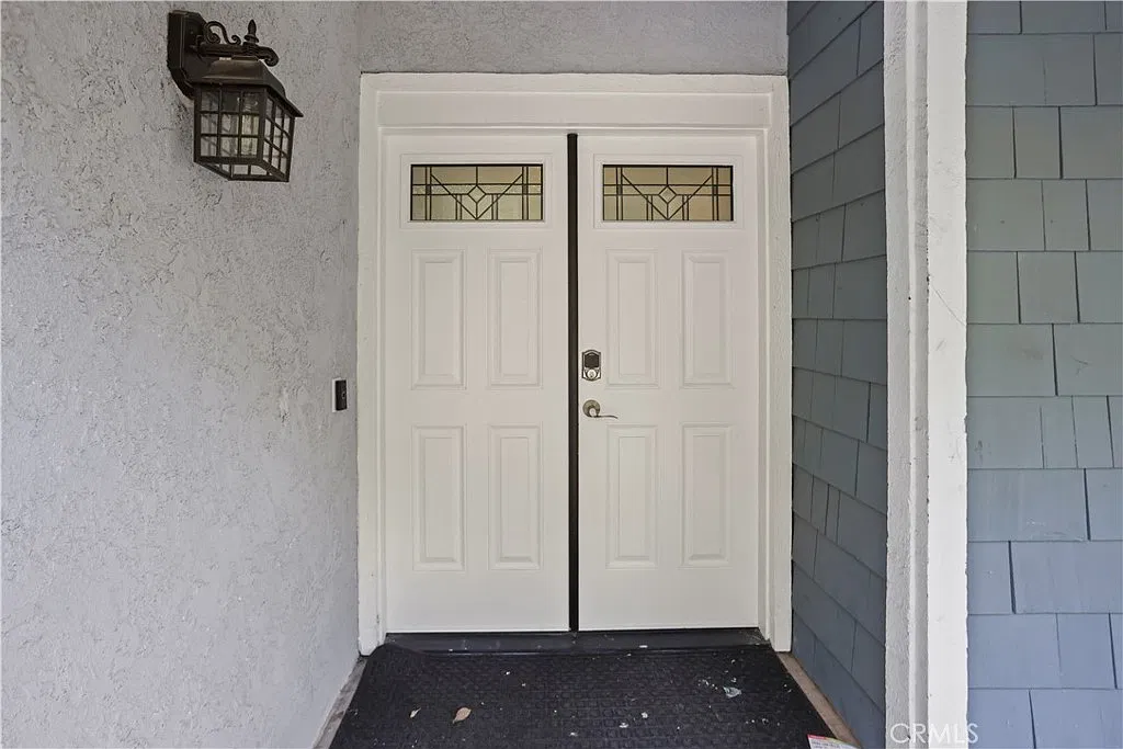 4 bed, 1916 sqft, $6,750 — Photo 3