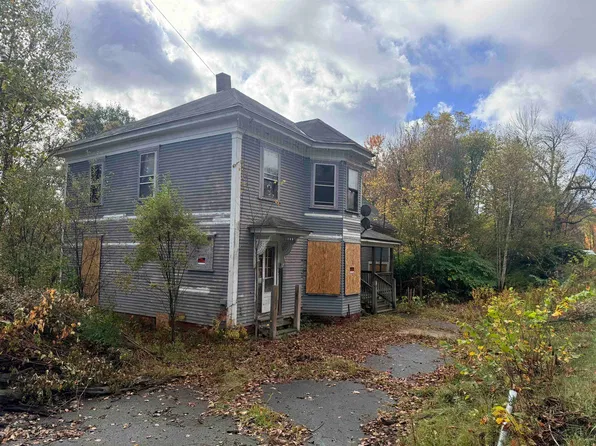 40 Lancaster Road, Lunenburg, VT 05906