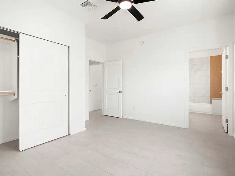 3217 N Mountain Ave — Photo 9