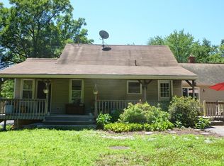 21 Townsend Harbor Rd, Lunenburg, MA 01462