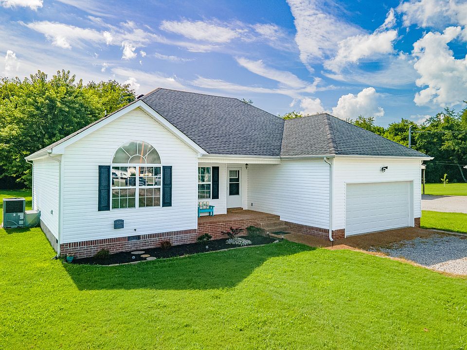 1st image of 2673 Forest Run Dr