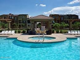 2 community pools 