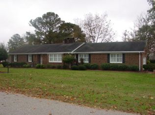 100 Queen Anne Dr, Edenton, NC 27932