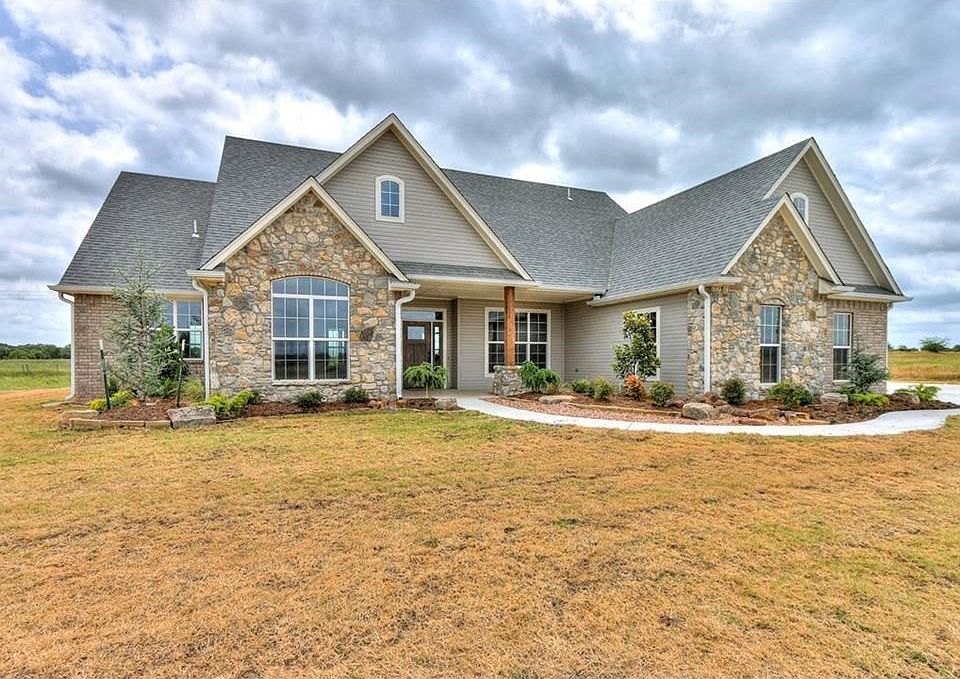 1st image of 11519 Carefree Ln