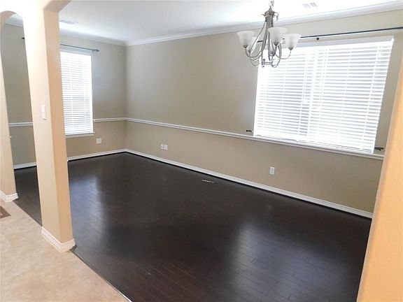 5th image of 27135 Harvest Pointe Ln
