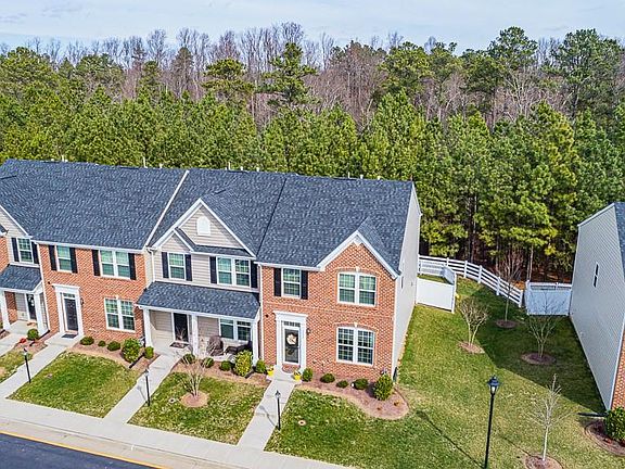 2nd image of 8064 Creekside Village Dr