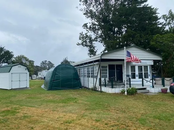 278 Seashell Ct, Horntown, VA 23395