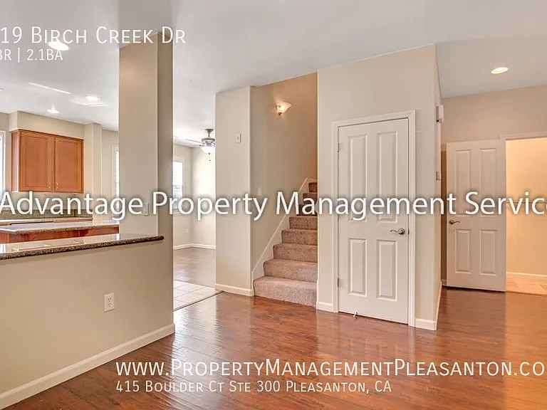 219 Birch Creek Dr — Photo 4