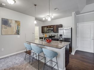 Creekside at Greenlawn Apartment Homes, Columbia, SC 29209