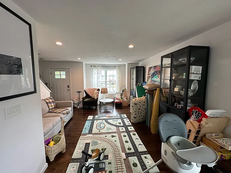 3 Riley Rd #3 — Photo 3