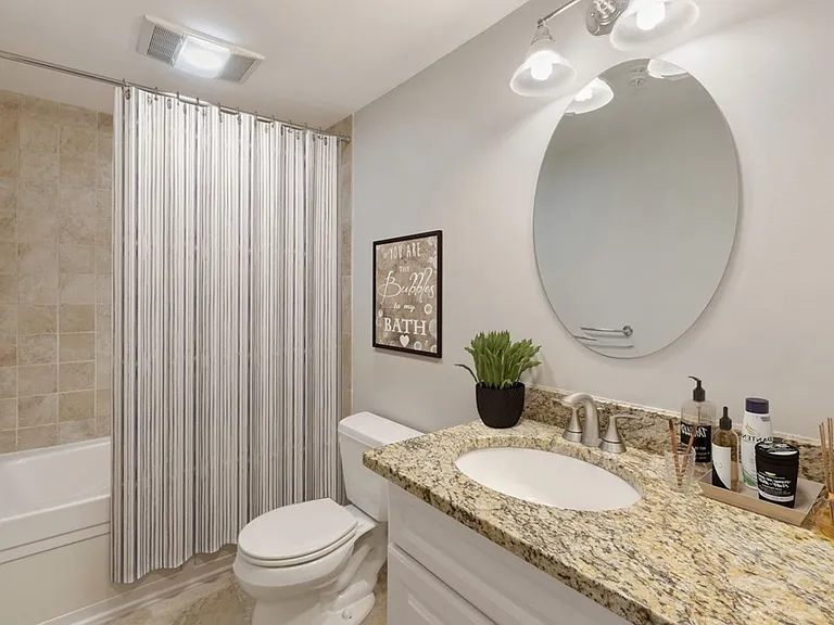 45 W Broadway #306 — Photo 3