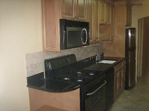 2nd image of 2506 23rd Ave