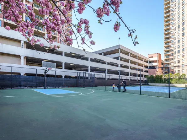 155 Washington Street image 8 of 56