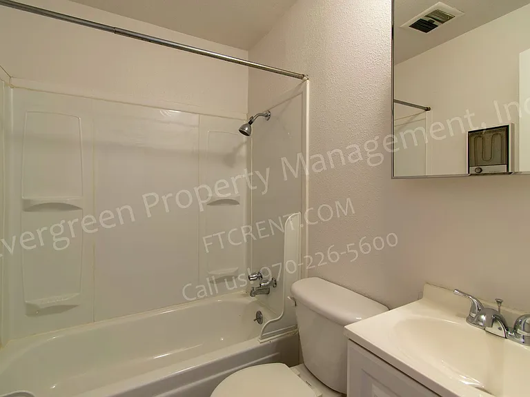 500 W Laporte Ave — Photo 17